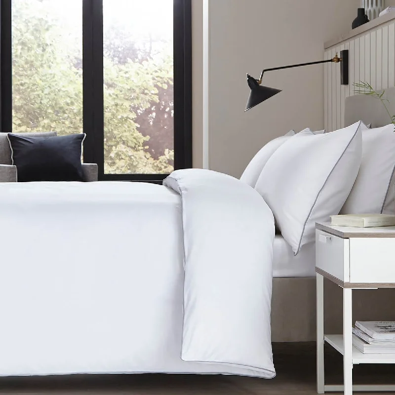 Cambridge 200 Thread Count Duvet Cover - Cotton - White/Grey