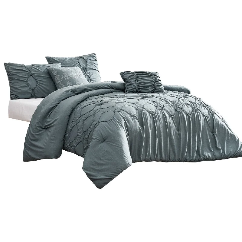 Veria 5 Piece Queen Comforter Set with Twisted Loop Stitching The Urban Port, Green